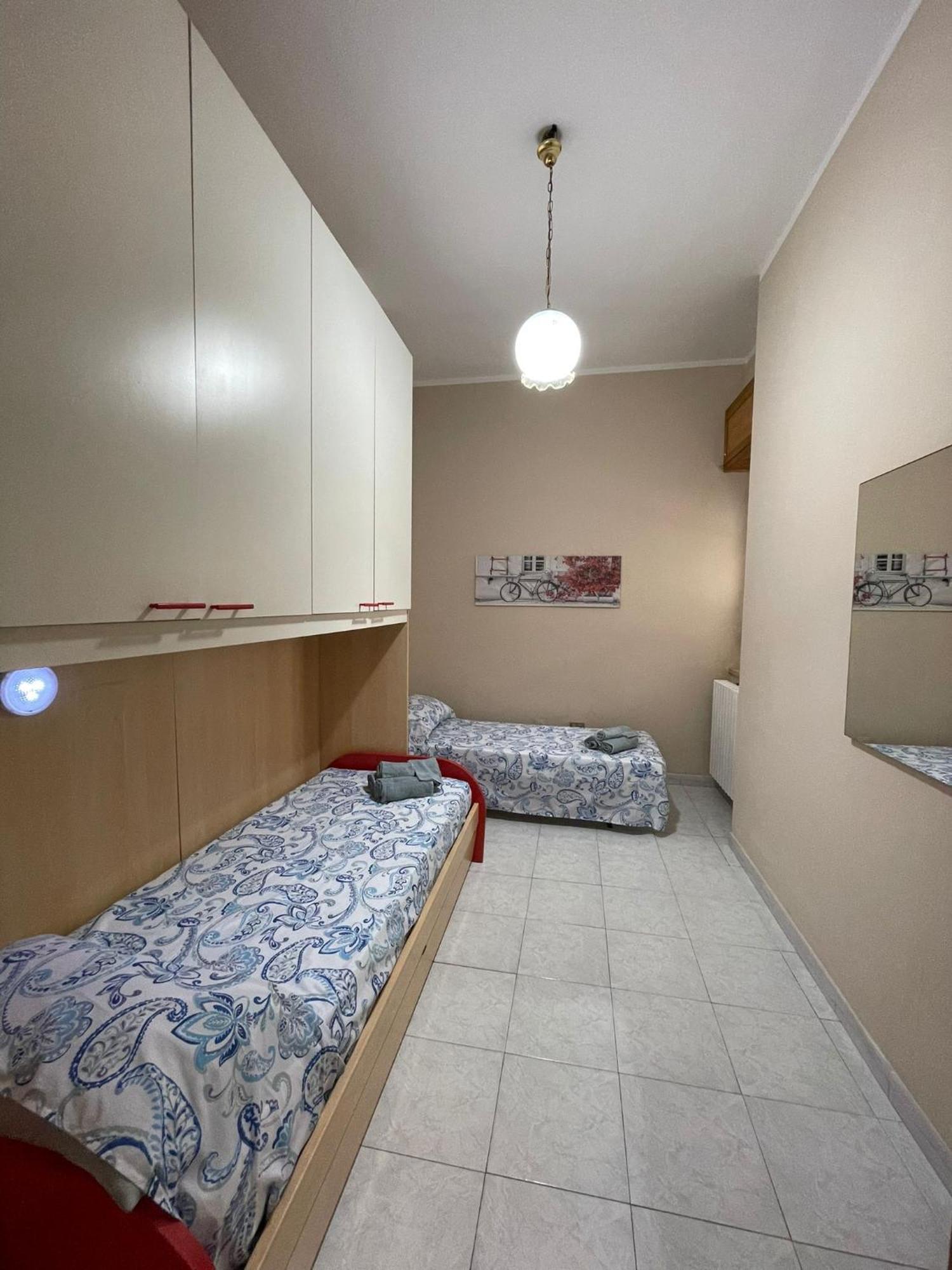 Casa Elena Apartment กาญารี ภายนอก รูปภาพ